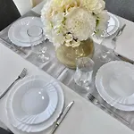 Beautiful & Comfy For 4 Guest And Free Parking Lägenhet Plovdiv