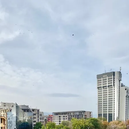 Beautiful & Comfy For 4 Guest And Free Parking * Plowdiw