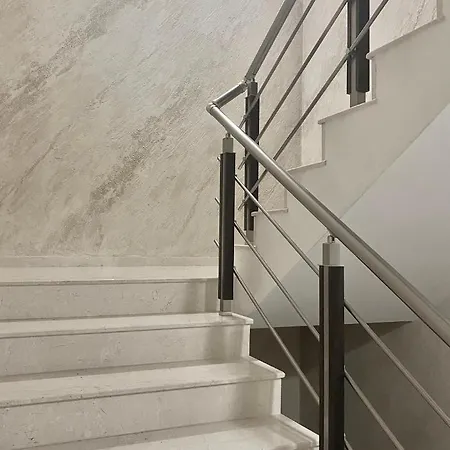 Apartment Beautiful & Comfy For 4 Guest And Free Parking *