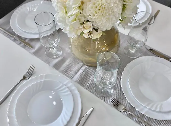 Beautiful & Comfy For 4 Guest And Free Parking Apartament Płowdiw