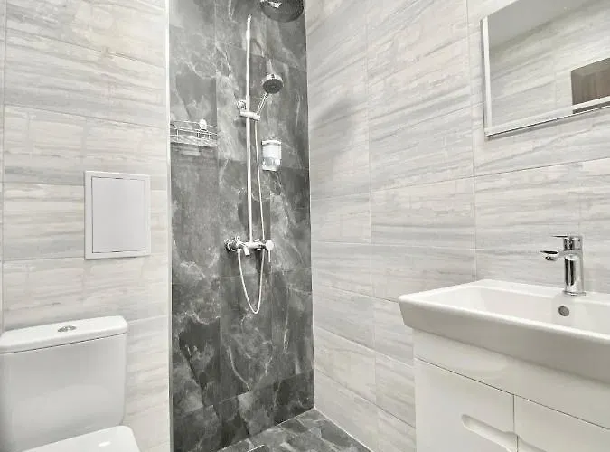 Apartament Beautiful & Comfy For 4 Guest And Free Parking