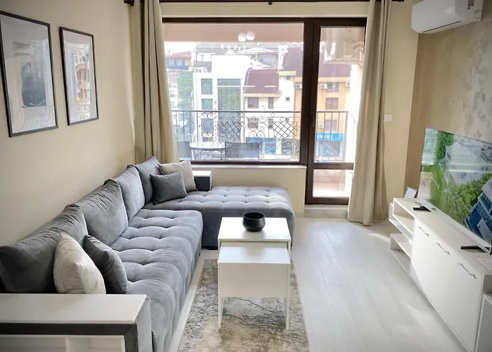 Beautiful & Comfy For 4 Guest And Free Parking Apartament *