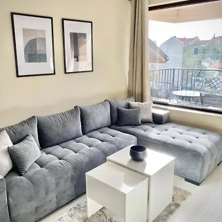 Beautiful & Comfy For 4 Guest And Free Parking
