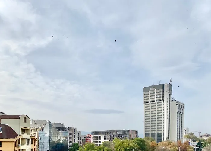 Beautiful & Comfy For 4 Guest And Free Parking * プロヴディフ